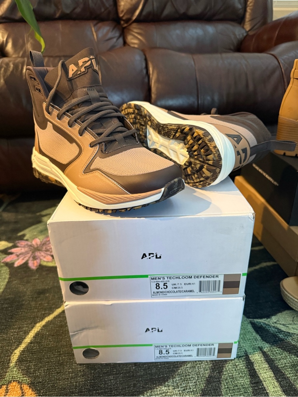 NIB APL Techloom Defender Mid-Top Sneaker Mens 8.5